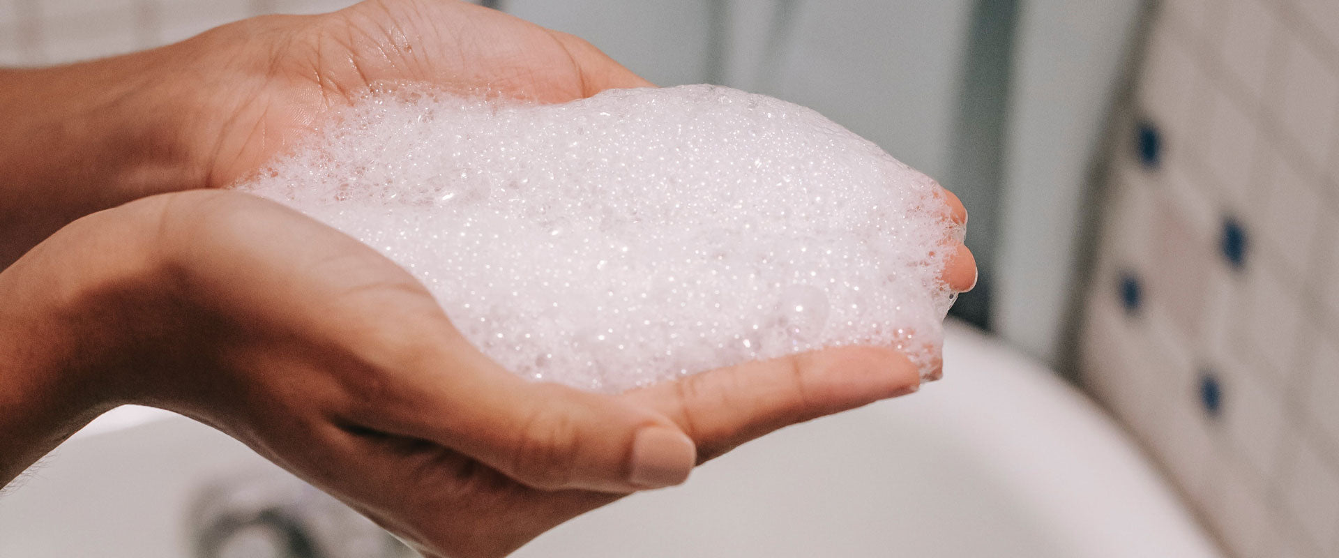 Best Clarifying Shampoo for Locs