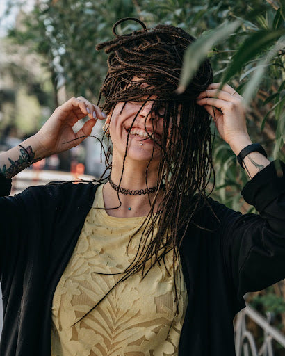4 Ways to Moisturize Your Locs